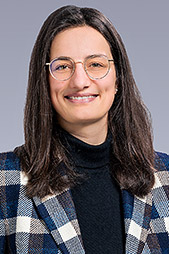 Frohnmüller, Laura
